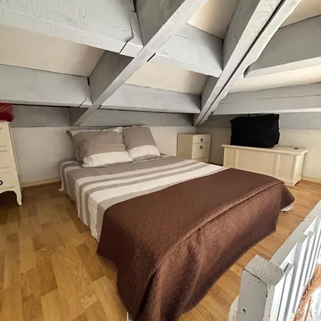 Apartment Bord De *